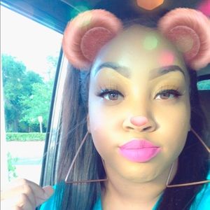 Meet your Posher, Markeshia